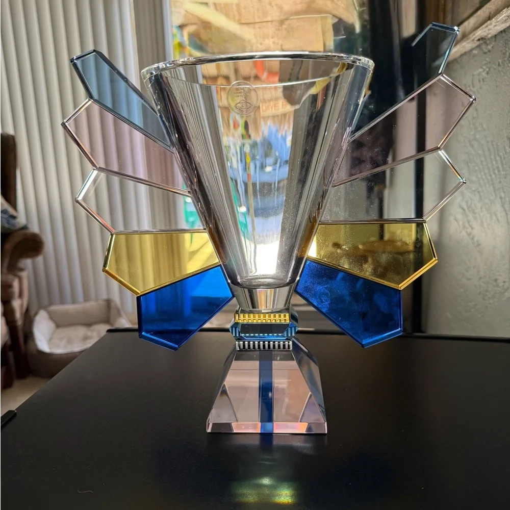 Luxury Sculptural Crystal Vase by Reflections Copenhagen – Neiman Marcus Excl